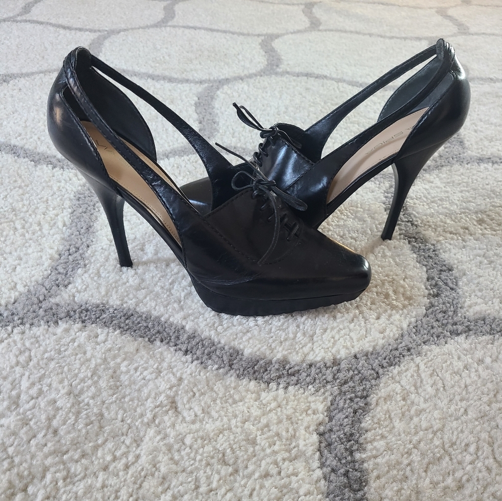 Via Spiga Black Leather Heels Size 9
